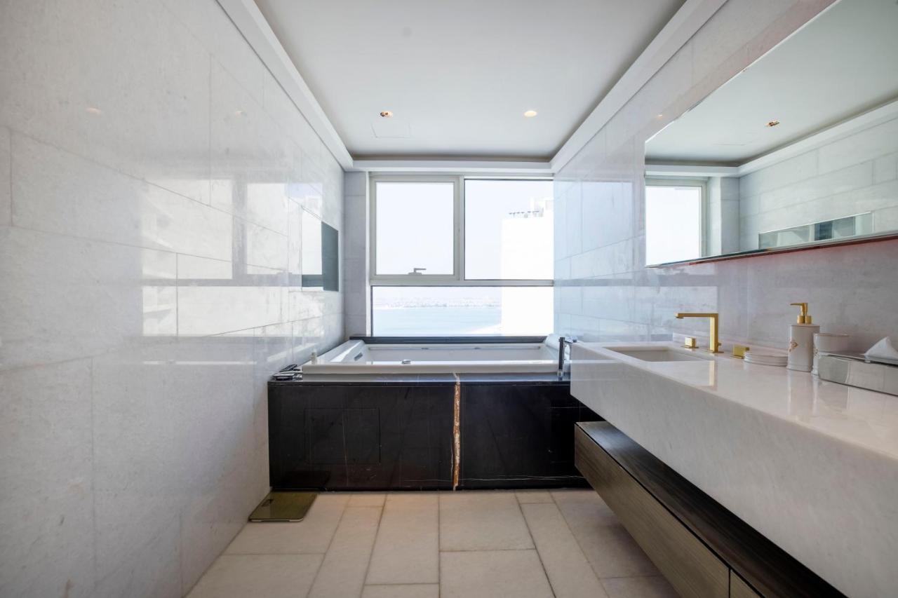 Five Palm Jumeirah 2Br Luxury Penthouse , Full Marina See View With Private Pool Dubai Eksteriør bilde