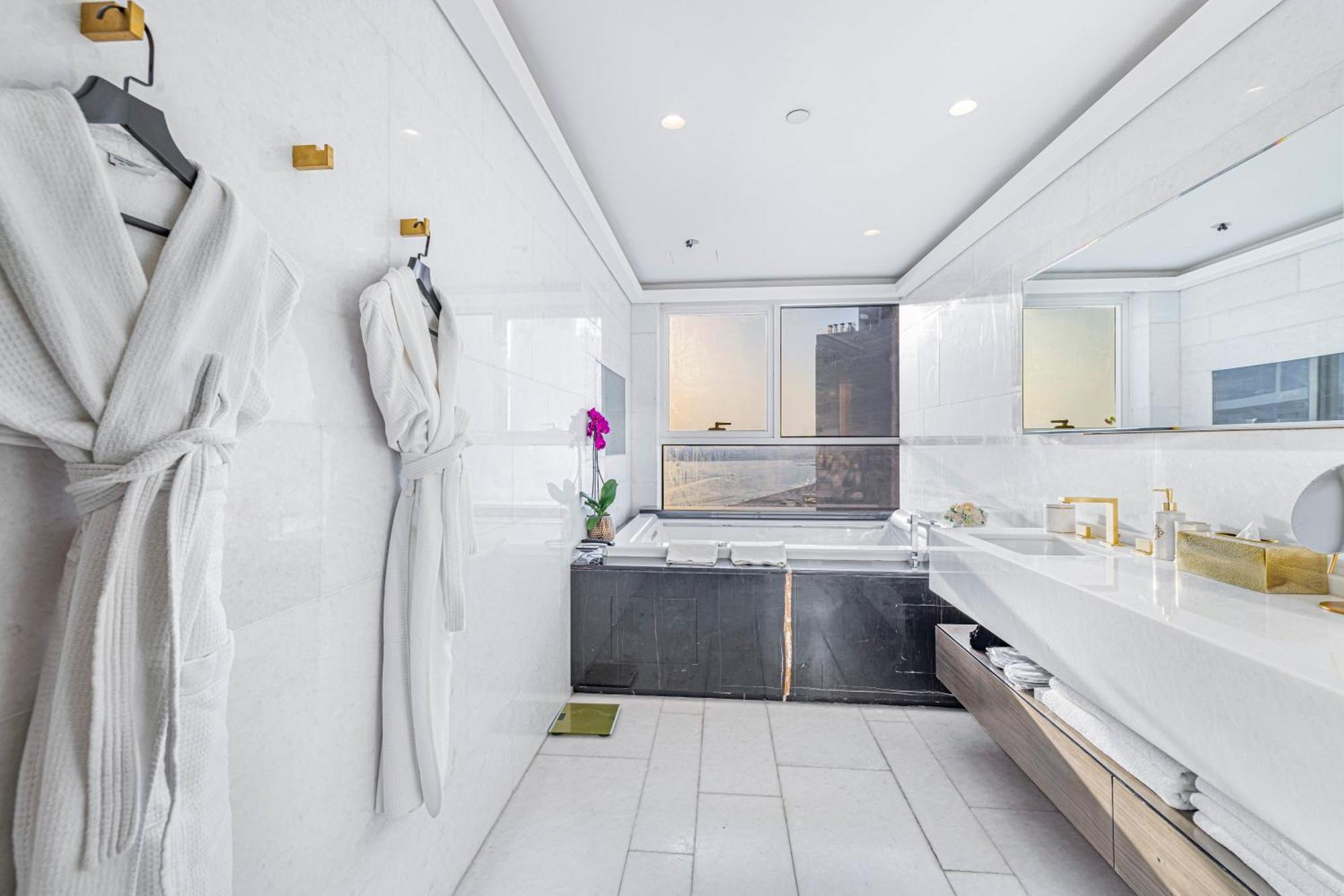 Five Palm Jumeirah 2Br Luxury Penthouse , Full Marina See View With Private Pool Dubai Eksteriør bilde